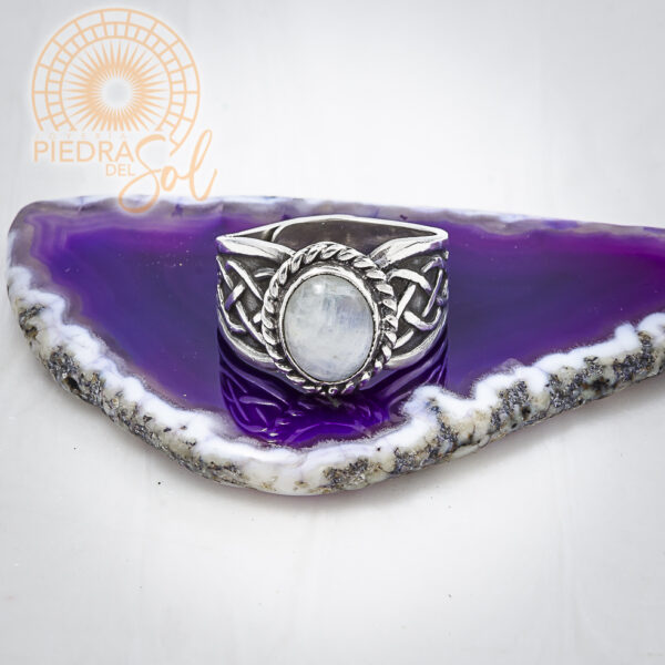 PIEDRA LUNAR